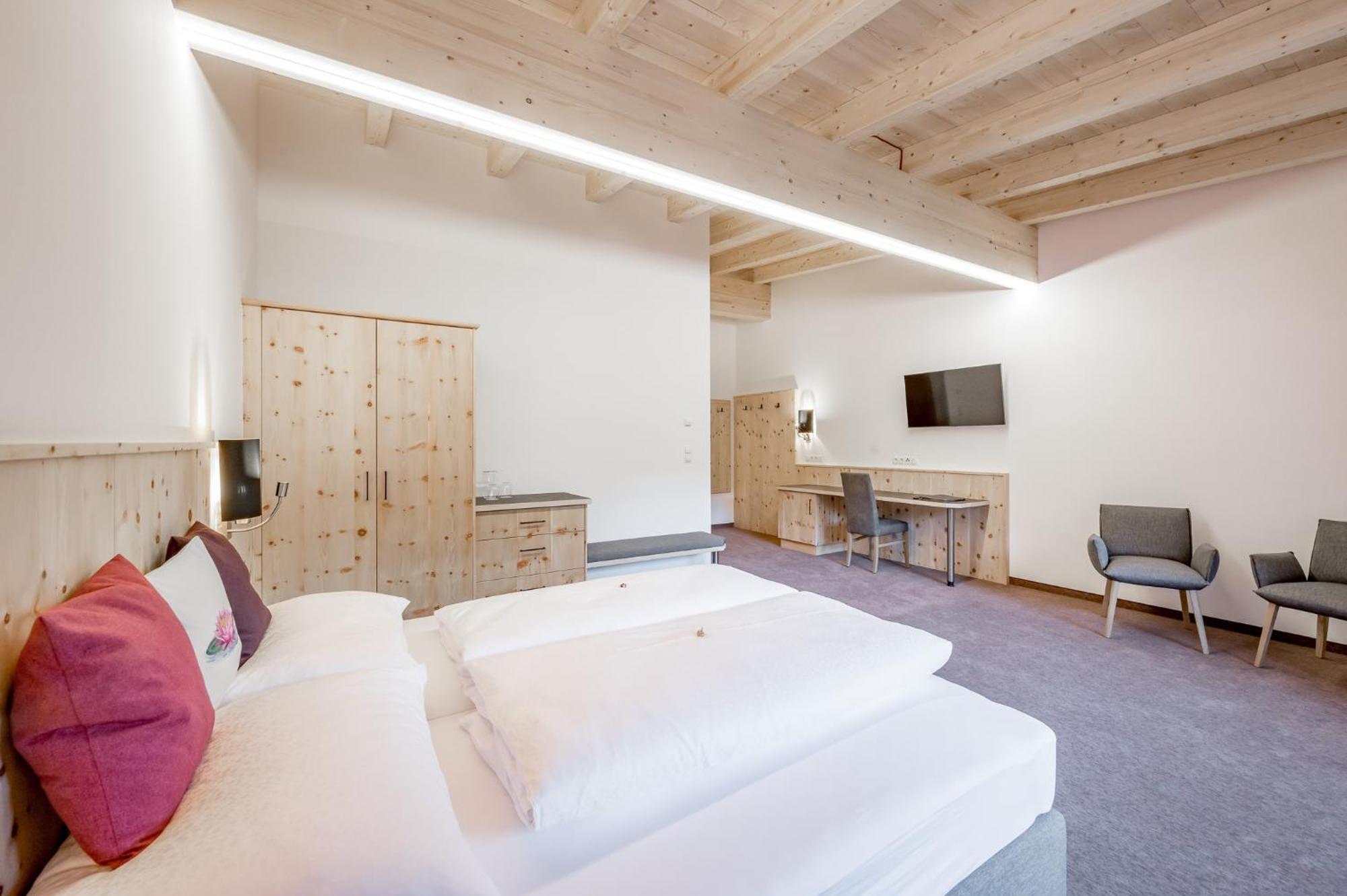Seehueter'S Hotel Seerose Oetz Rum bild