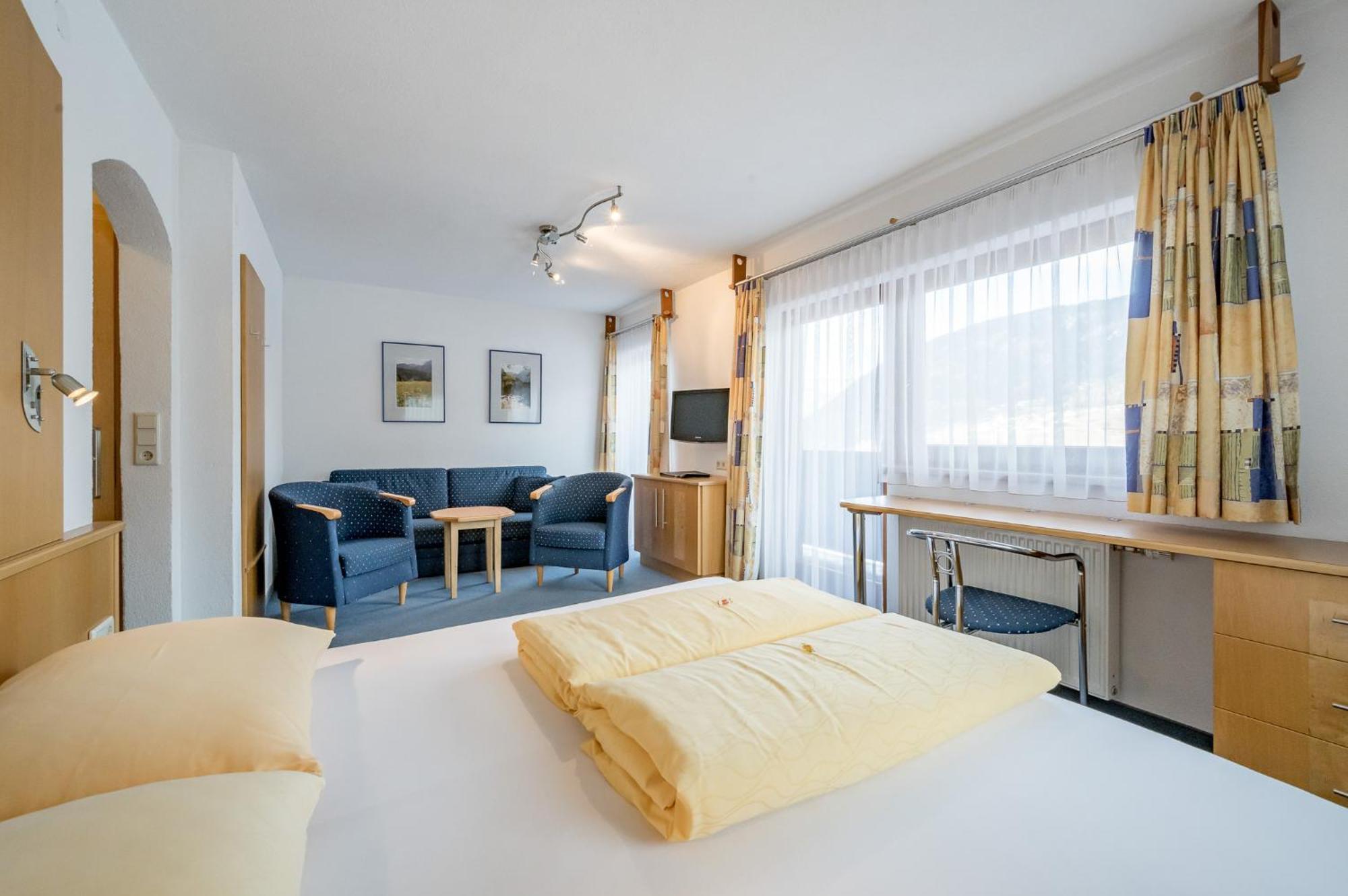 Seehueter'S Hotel Seerose Oetz Rum bild