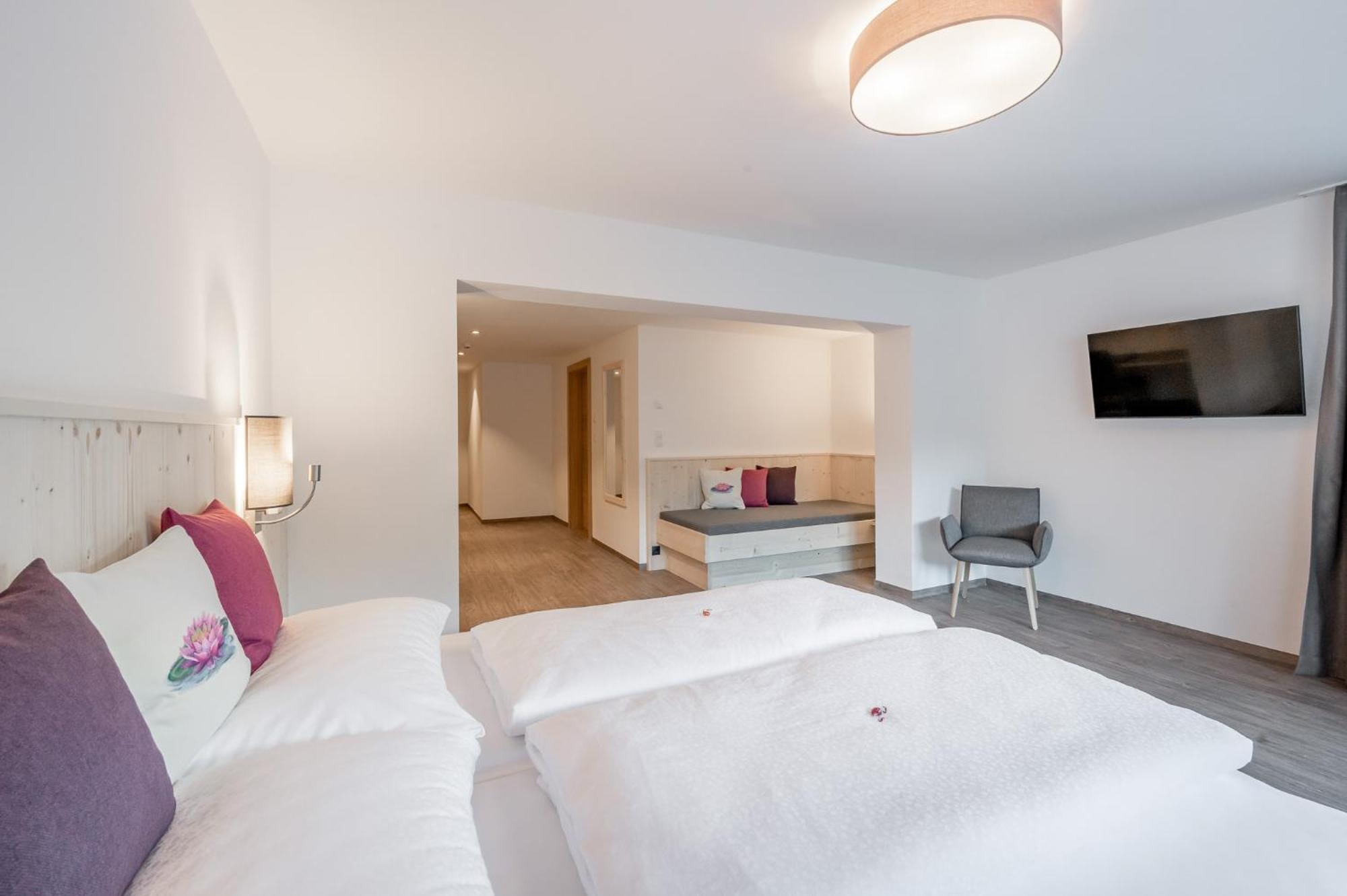 Seehueter'S Hotel Seerose Oetz Rum bild