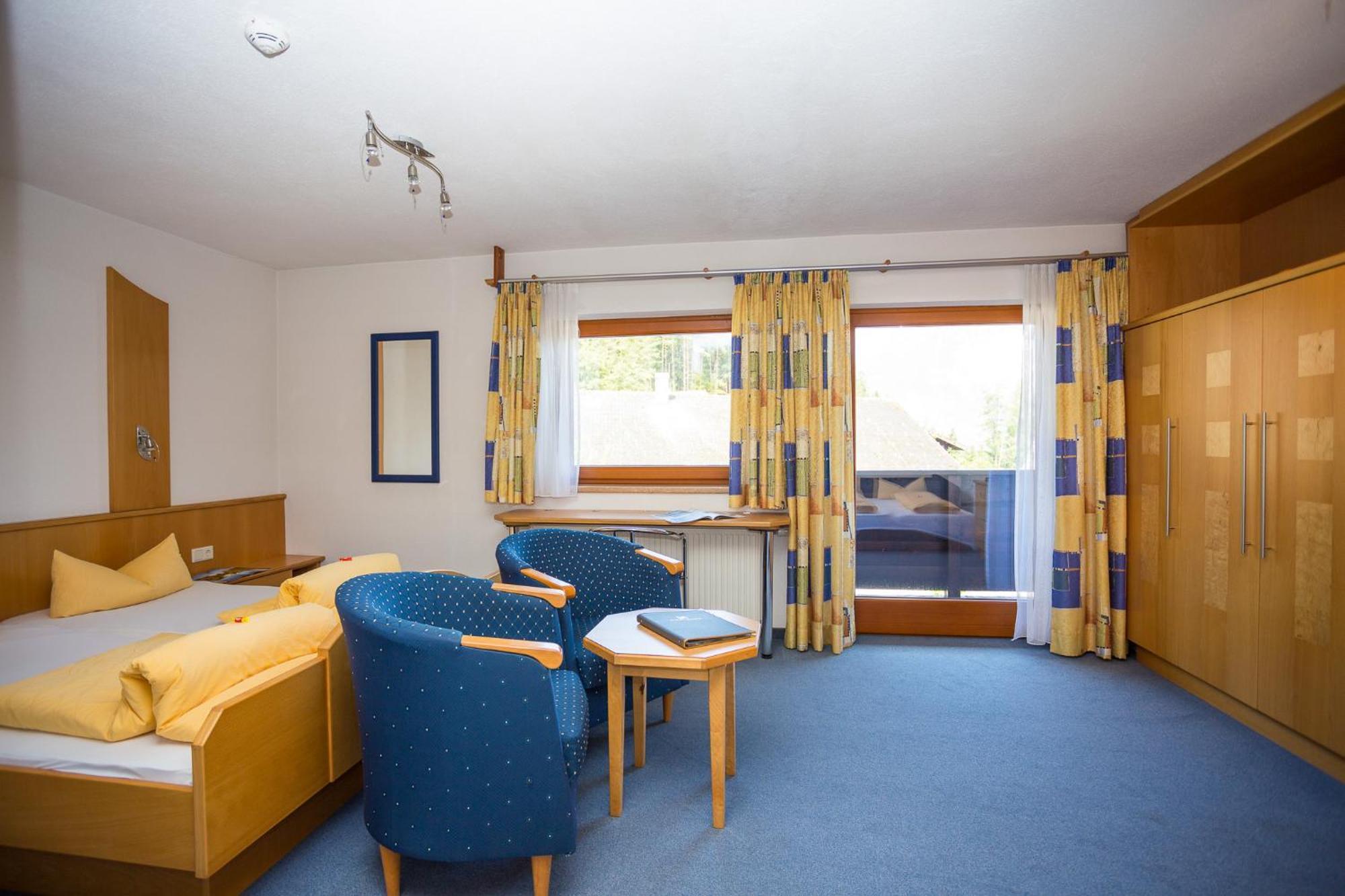 Seehueter'S Hotel Seerose Oetz Rum bild