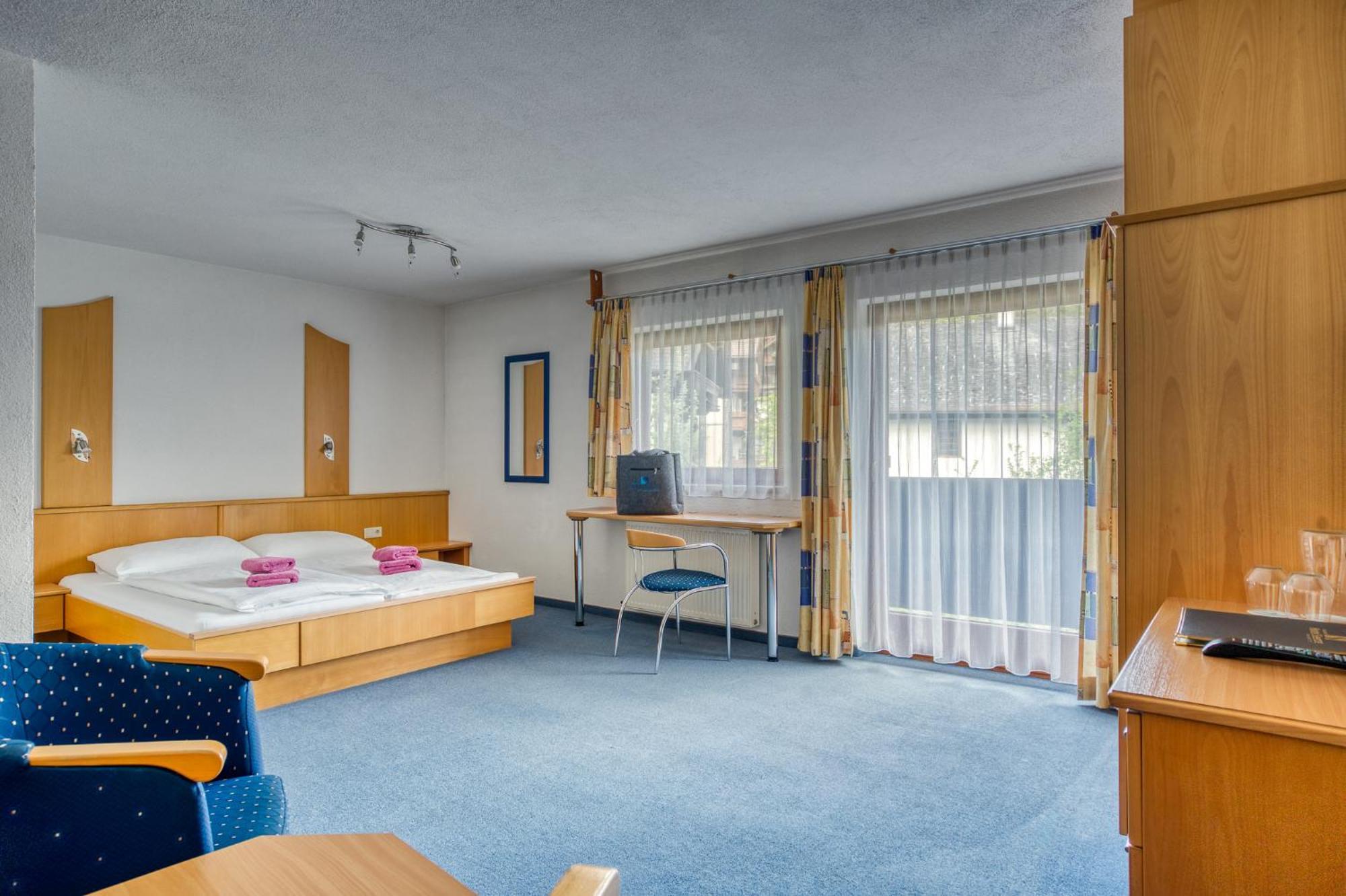 Seehueter'S Hotel Seerose Oetz Rum bild