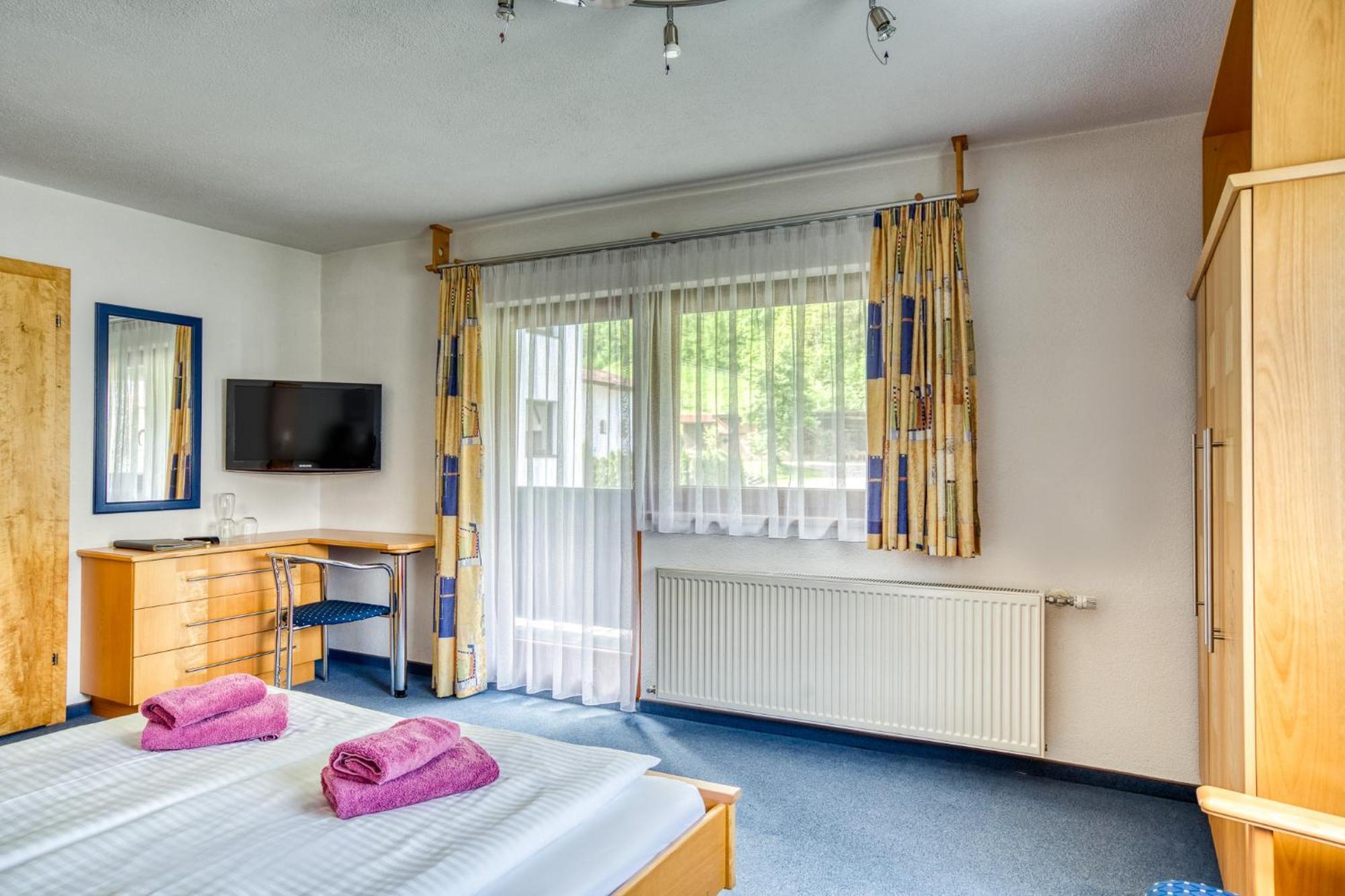 Seehueter'S Hotel Seerose Oetz Rum bild