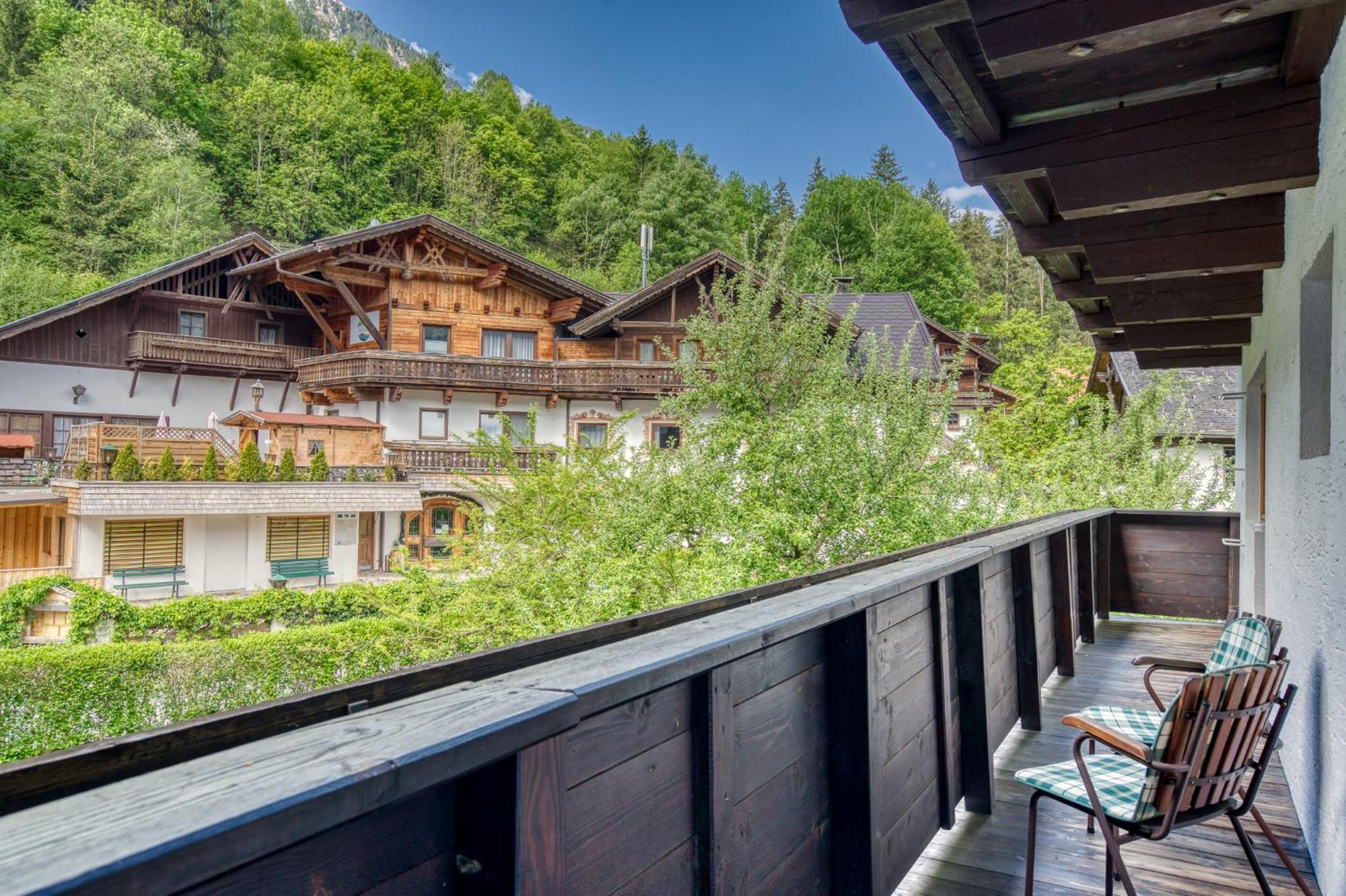 Seehueter'S Hotel Seerose Oetz Exteriör bild