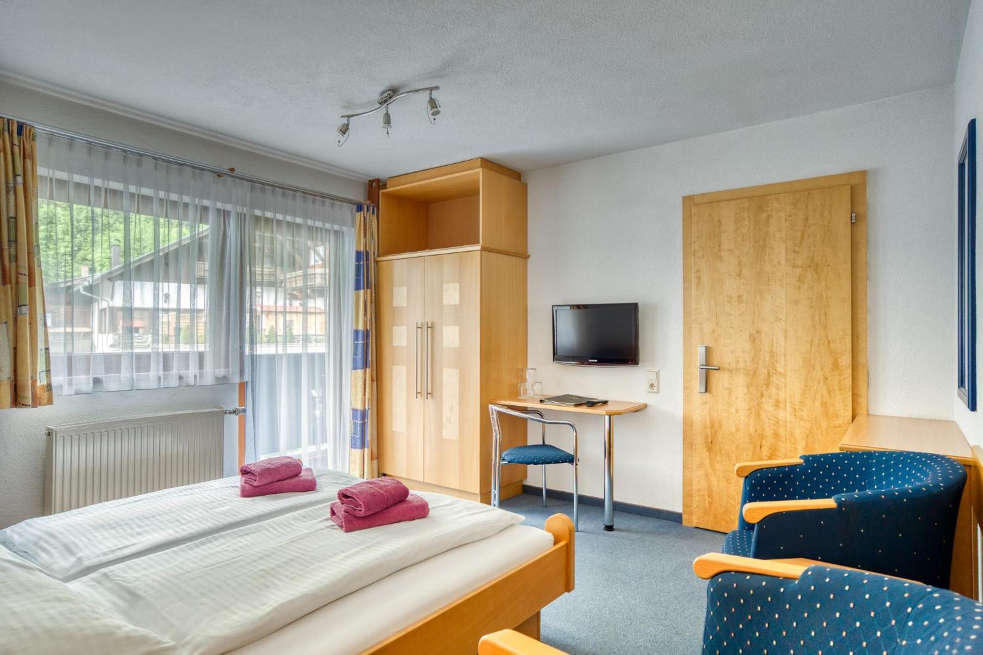 Seehueter'S Hotel Seerose Oetz Rum bild